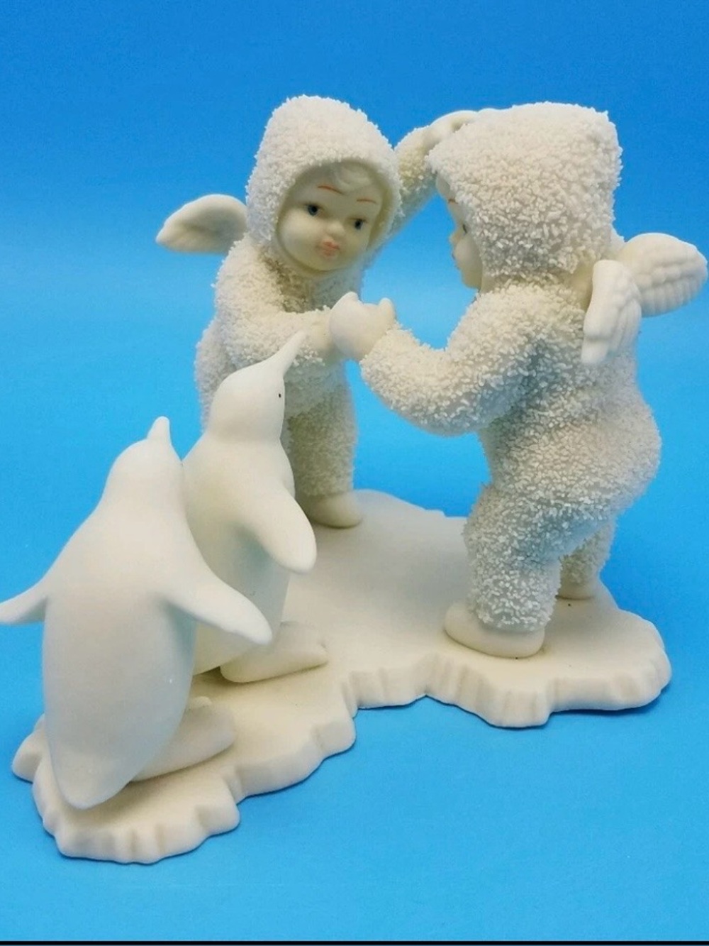 Department 56 Snowbabies Porcelain Figurine in White & Cream (LC)-A
